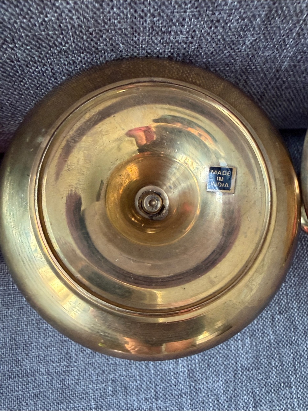 Vintage solid Brass Candlestick Pair – Polished Gold Accent - Picture 3 of 7